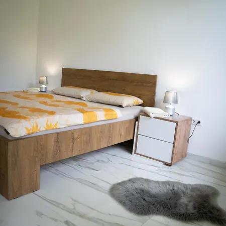 Laguna Apartamento *